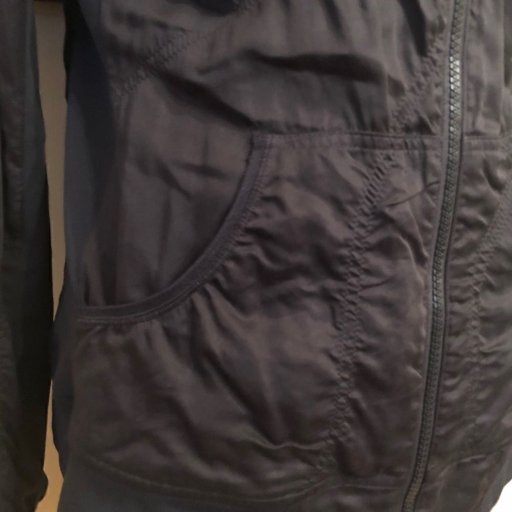Lululemon Lab Reversible Jacket Sample size M - Picture 7 of 9